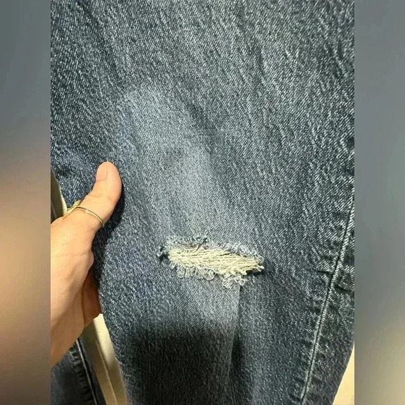 LEVIS 501 Distressed High Rise Straight Leg Jeans size 29” inseam 28” - Picture 5 of 7